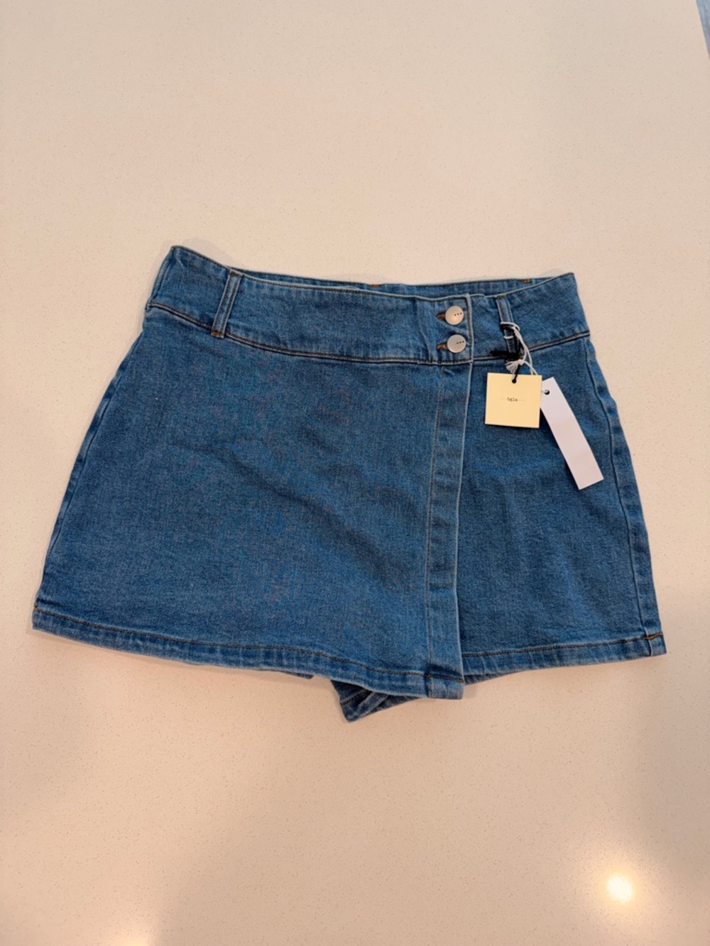 TGLA Francesca's Blue Denim Skort with Front Button